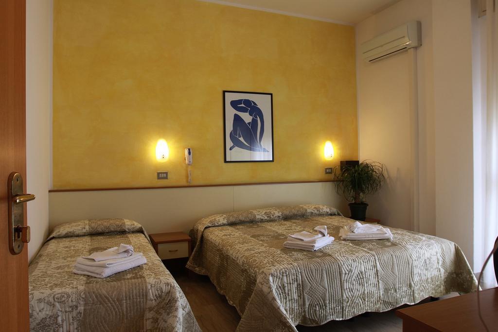 Hotel Arabesco Rimini Chambre photo